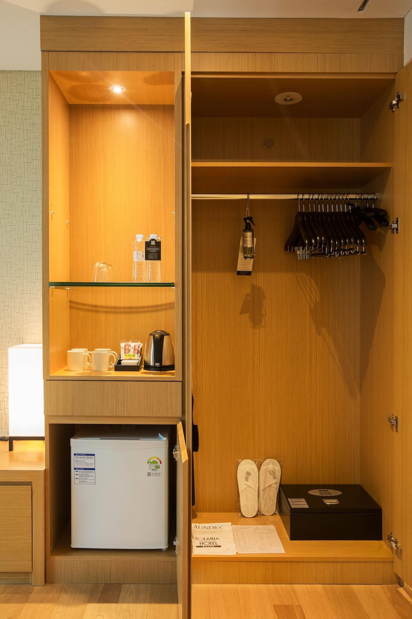 Solaria Nishitetsu Hotel Пусан Екстериор снимка